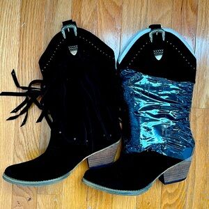 Black cowboy boots with tassels